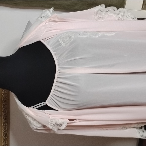 Two Piece Pale Pink Nite Gown With Lace Details - Picture 3 of 6